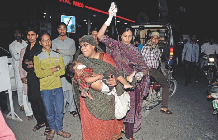 Blast at Lahore park kills 70, 300 hurt