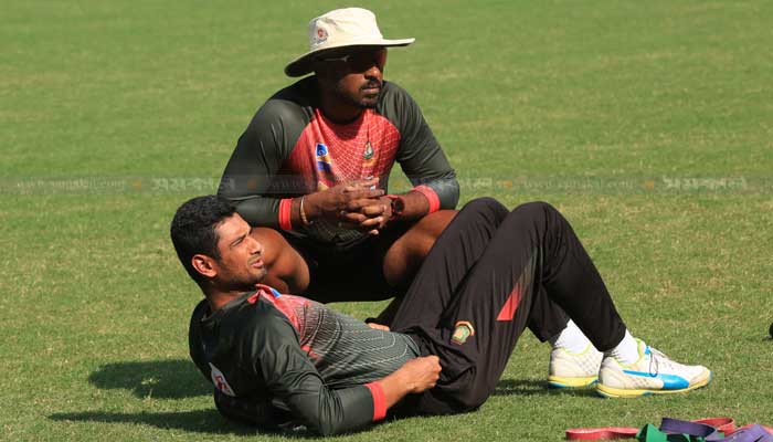 টি-টোয়েন্টিতেও অধিনায়ক মাহমুদুল্লাহ