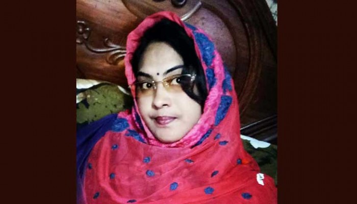 শোয়ার ঘরে খাটের ওপর কলেজশিক্ষিকার লাশ